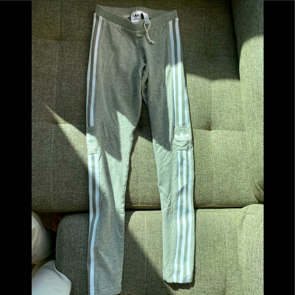Adidas leggings